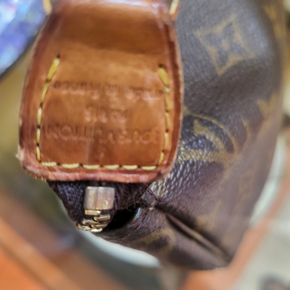 ❤️ Louis Vuitton Monogram Canvas Pochette Accessory (COA] - Picture 7 of 16